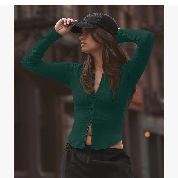 NWT Amazon zip up sweater - Picture 5 of 10